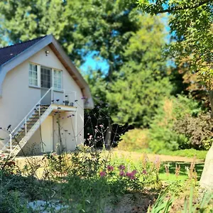 Bed & Breakfast Studio 107